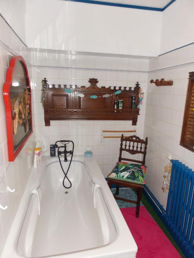 Chambre Du Retour En Enfance - Abdl Доль-де-Бретань Экстерьер фото
